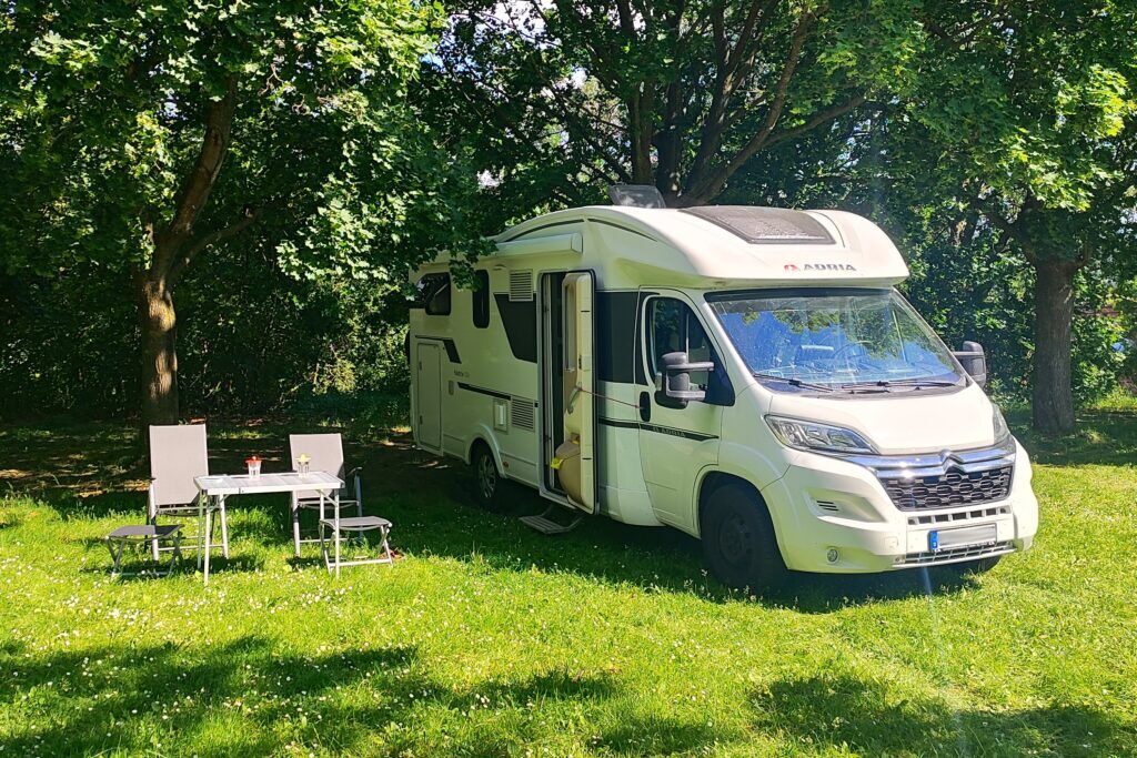 Wohnmobil Camping